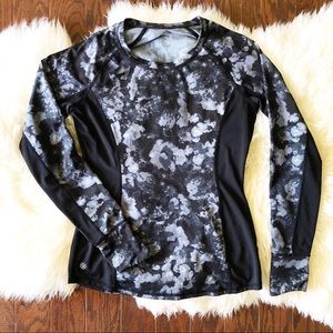 Athleta Long Sleeve Black & Gray Athletic Top S